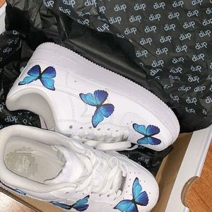 nike air forces with butterflies